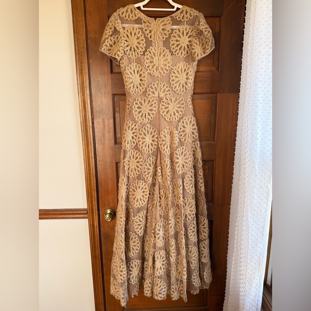 Vintage Lace Crochet Maxi Dress by Nikhita Mynah Designs - Picture 2 of 11